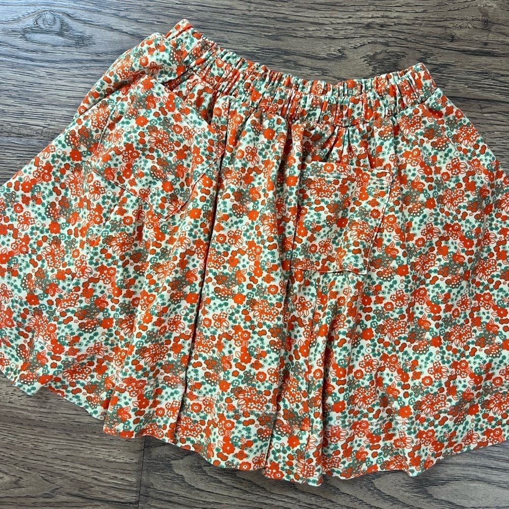 Misha and Puff Circle Orange Floral Pockets Size 8 NWOT